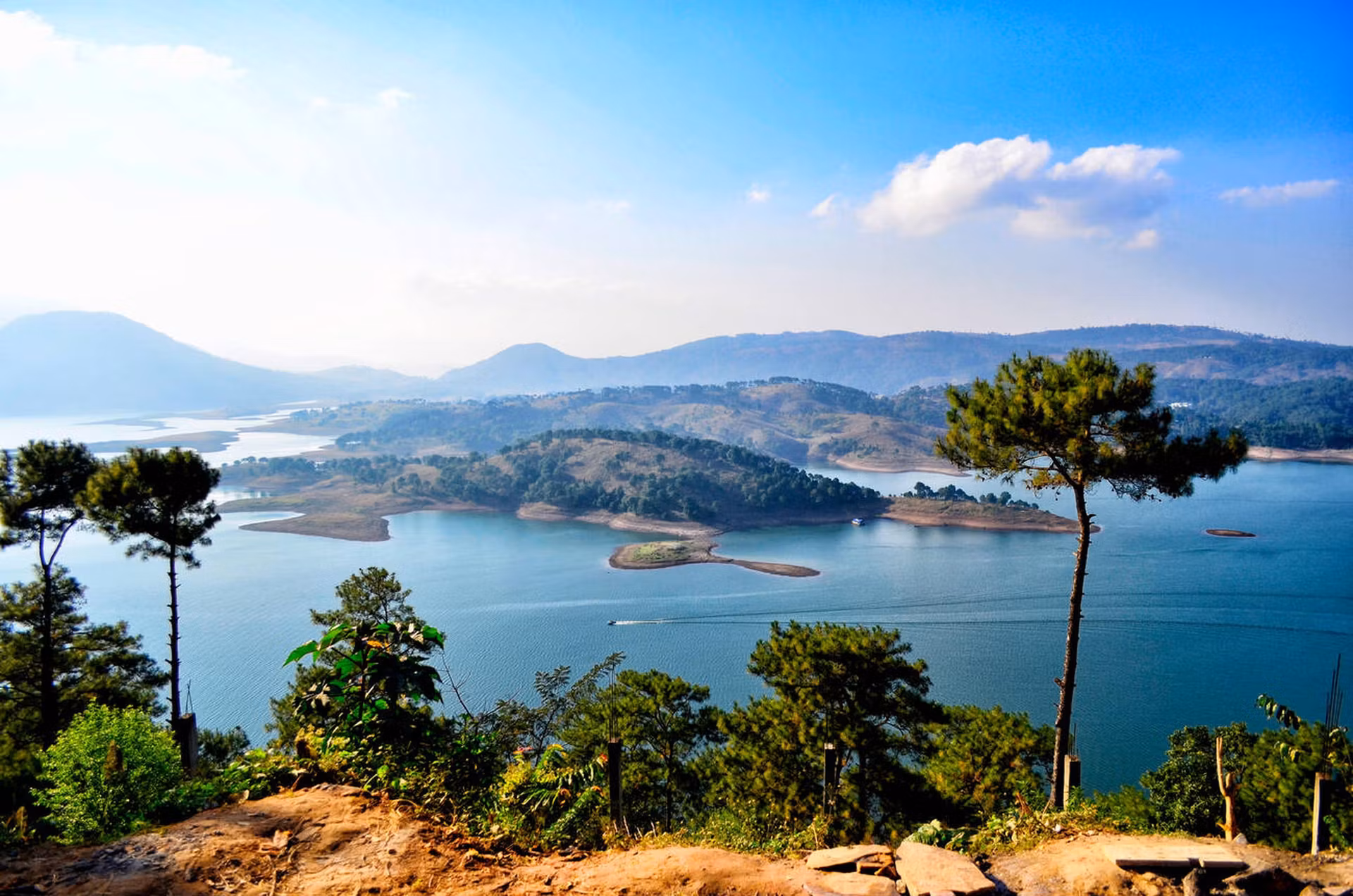 Guwahati to Shillong via Umiam Lake